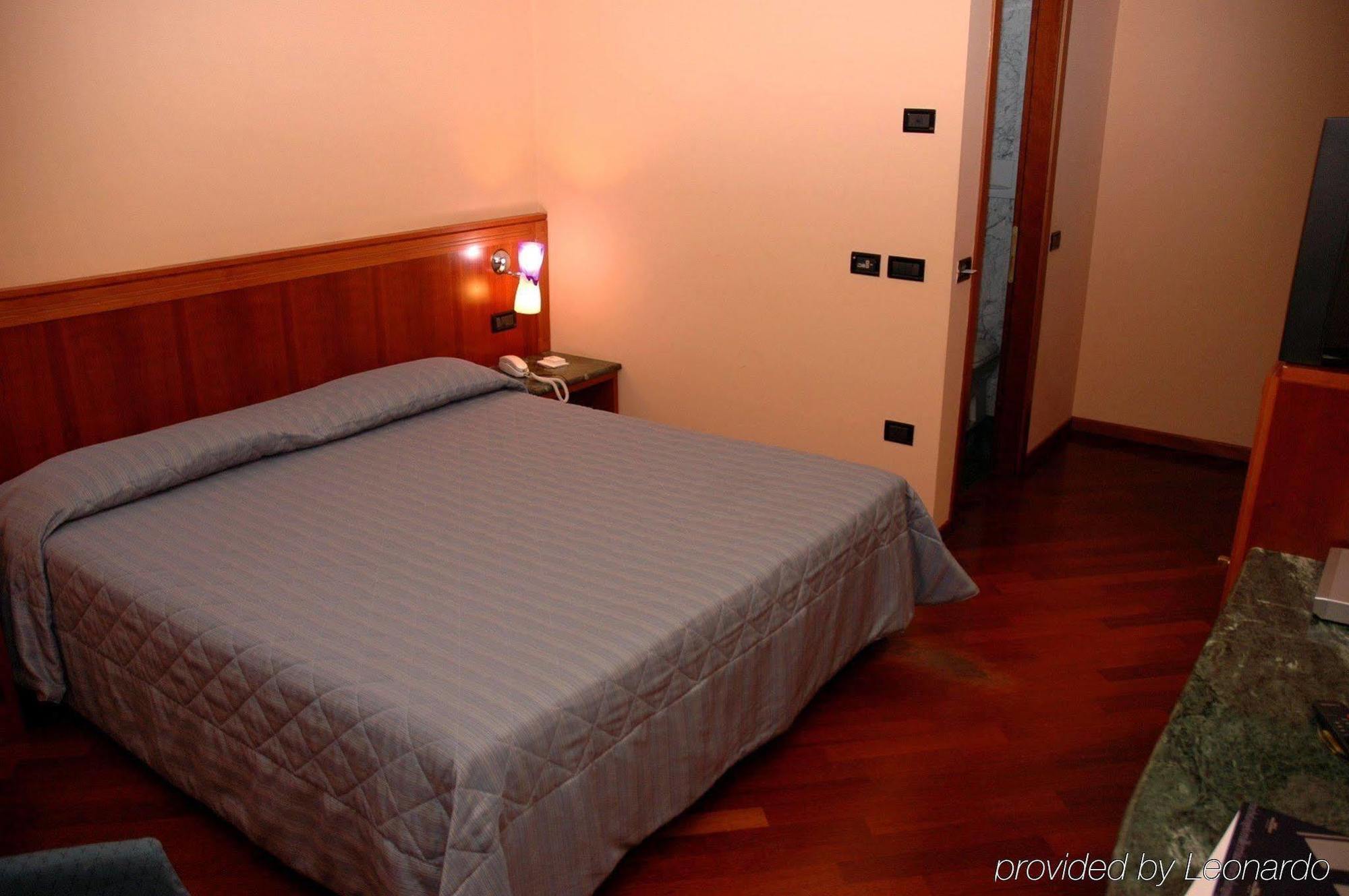 Hotel Michelangelo Palace & Spa Terni Exterior foto