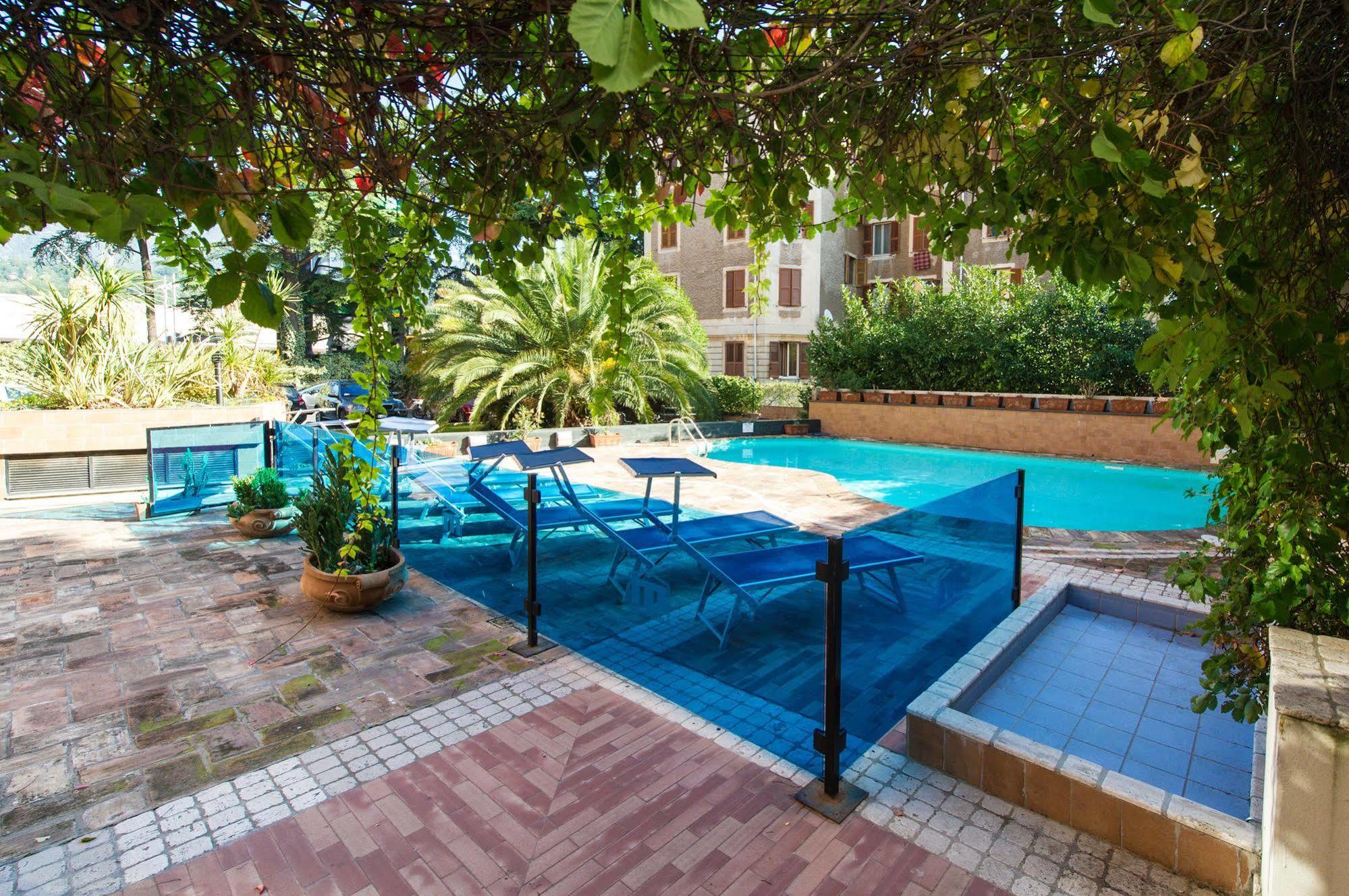 Hotel Michelangelo Palace & Spa Terni Exterior foto